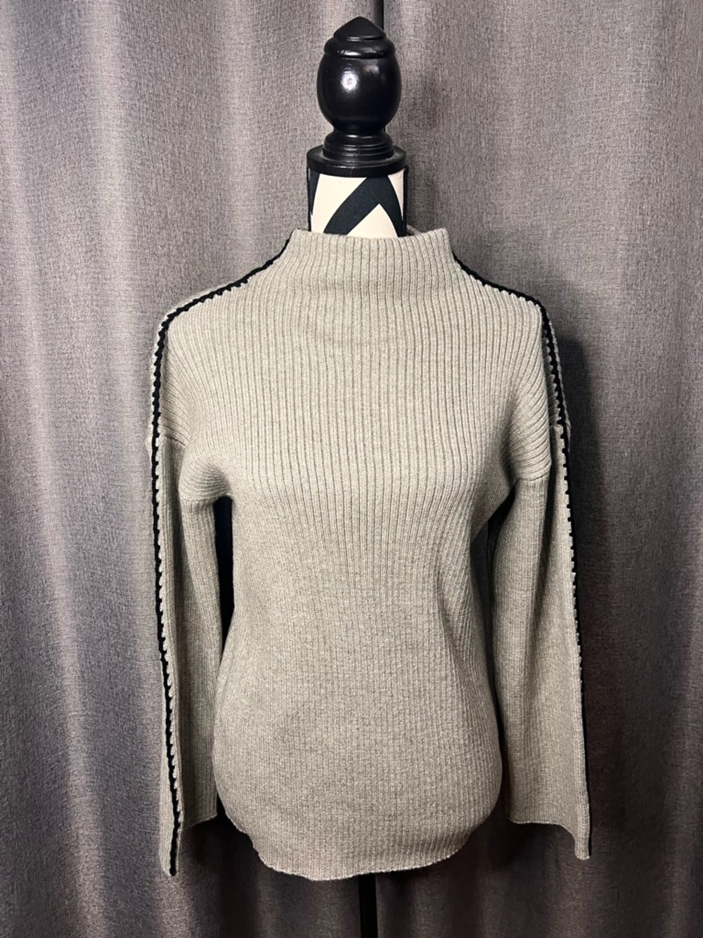Women's Ribbed Mock Neck Sweater in Light Gray with Black Trim